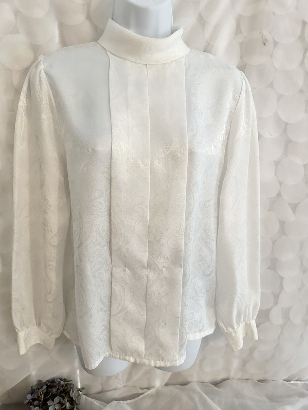 Vtg 80s Womans Small White Floral Jacquard Satin Silky Blouse Long Sleeve